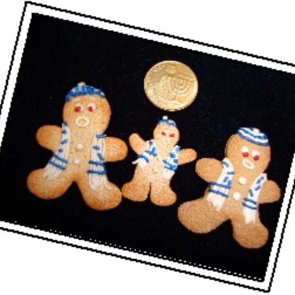 Hanukkah Polymer Clay Gingie Bread Man Pin - Picture 14 of 16